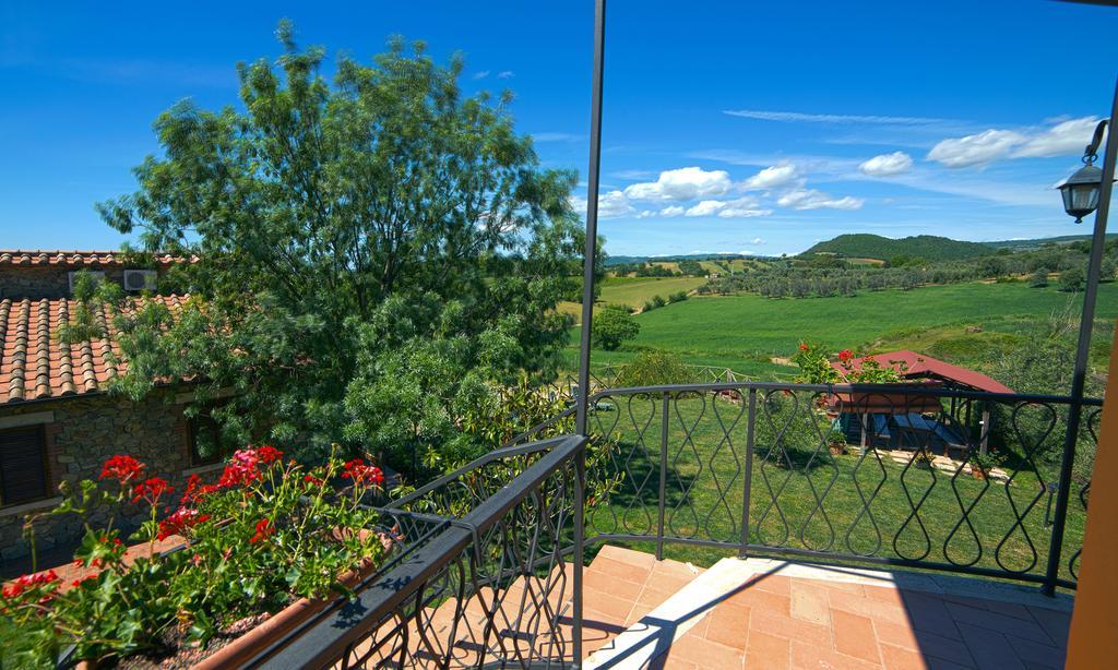 Agriturismo La Valle Degli Ulivi Semproniano Exterior photo